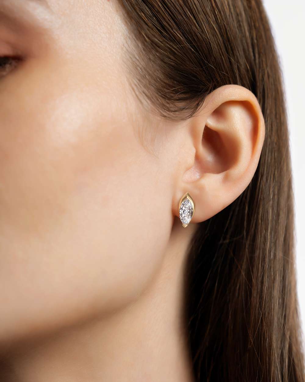 Apixa Diamond Stud Earrings