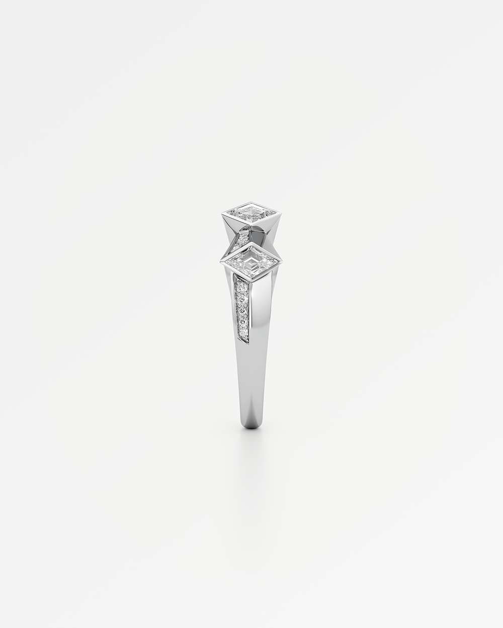 Quartium Pavé Diamond Ring