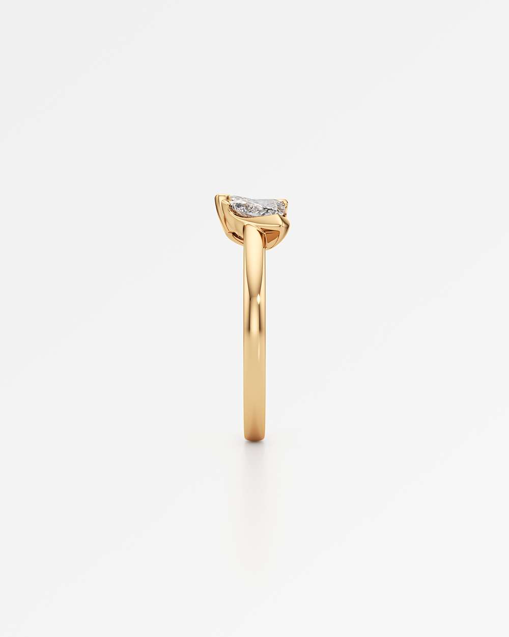 Levé Diamond Ring