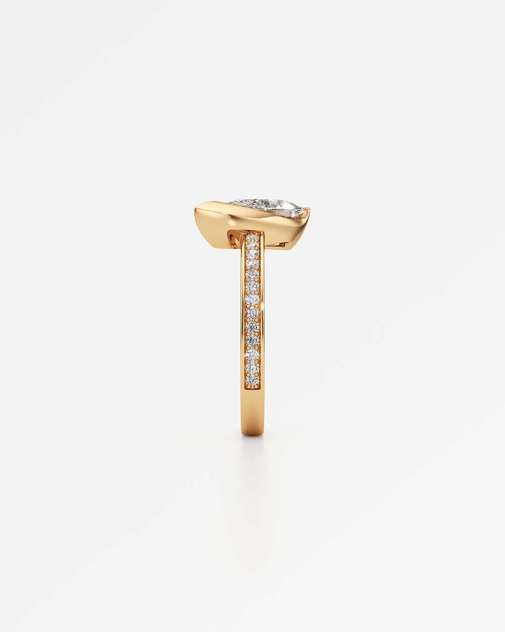 Apixa Pavé Diamond Ring