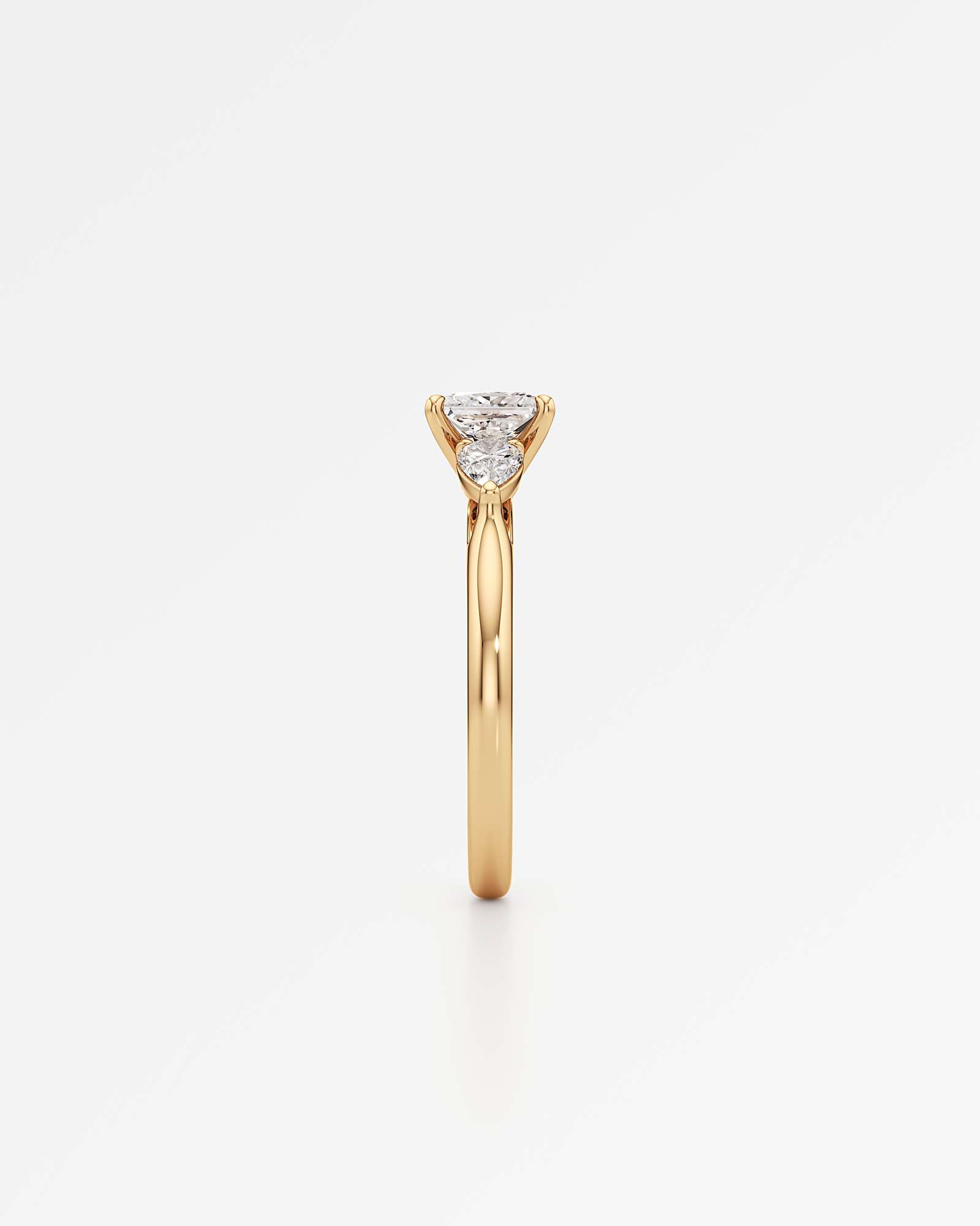 Verve Trinette Solitaire Diamond Engagement Ring, With 1.00 ct Princess Cut in 14K Yellow Gold (1.40 ctw)